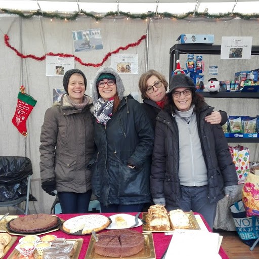 Marché de Noël : vin chaud & douceurs « maison » !